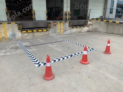装卸区域安全保护月台上下货防护上海立宏